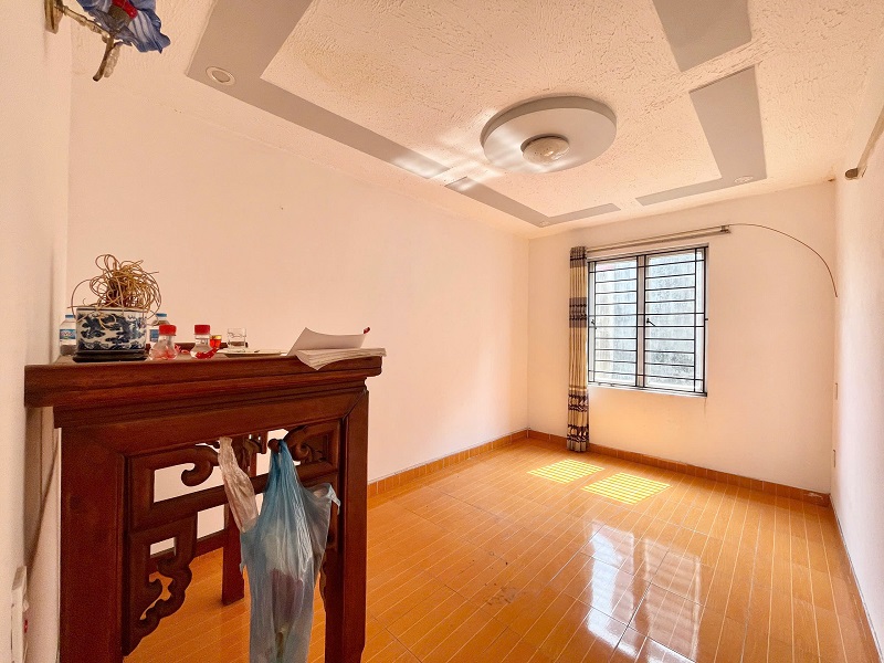 BÁN NHÀ PHỐ TRẦN NGUYÊN HÃN – TRUNG TÂM LÊ CHÂN – HẢI PHÒNG – 3,5 TẦNG – GIÁ 2,05 TỶ